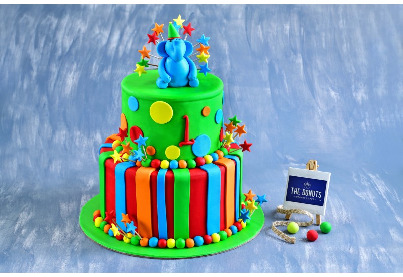 Party theme cake