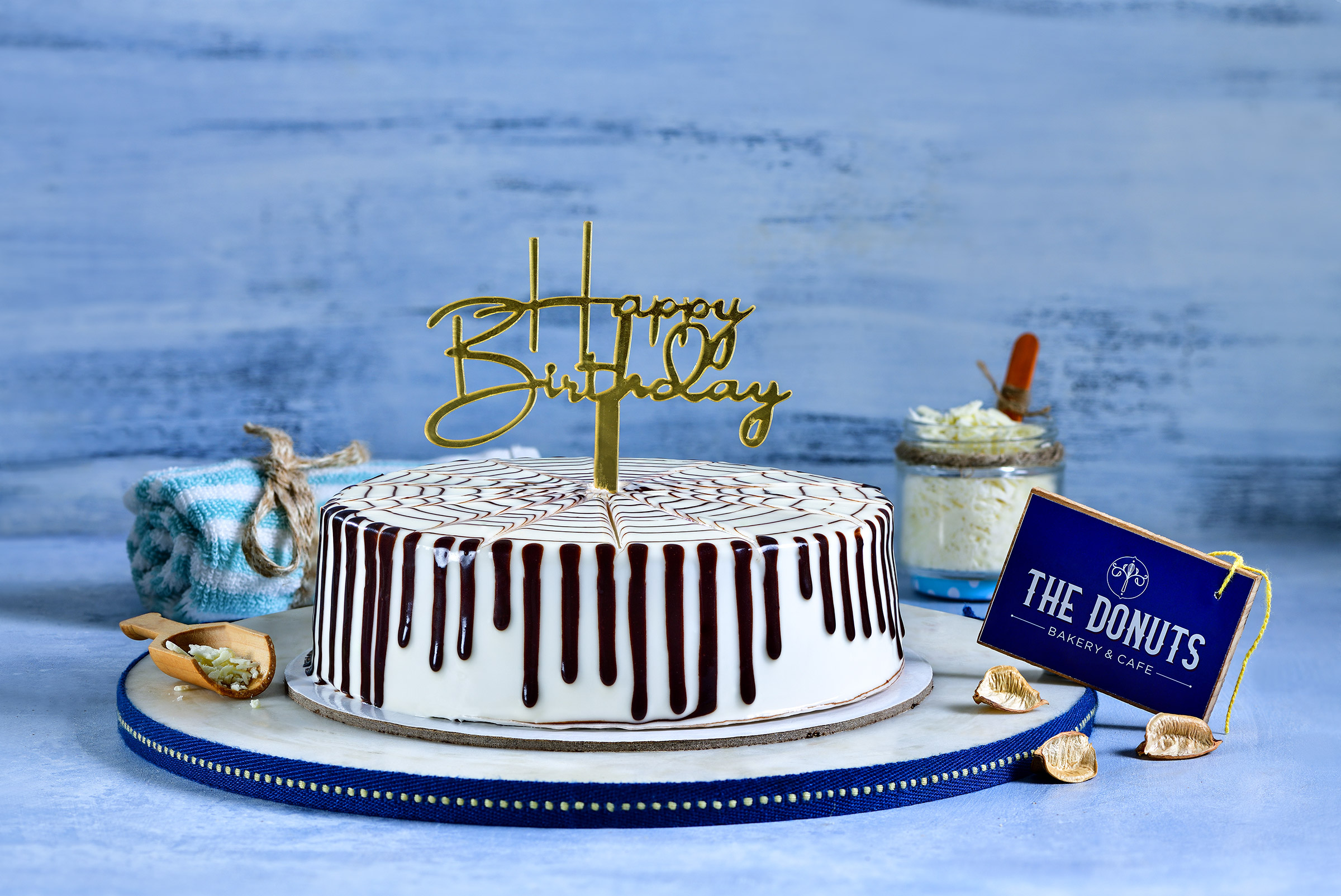 Buy Choco Bliss Cake| Online Cake Delivery - CakeBee